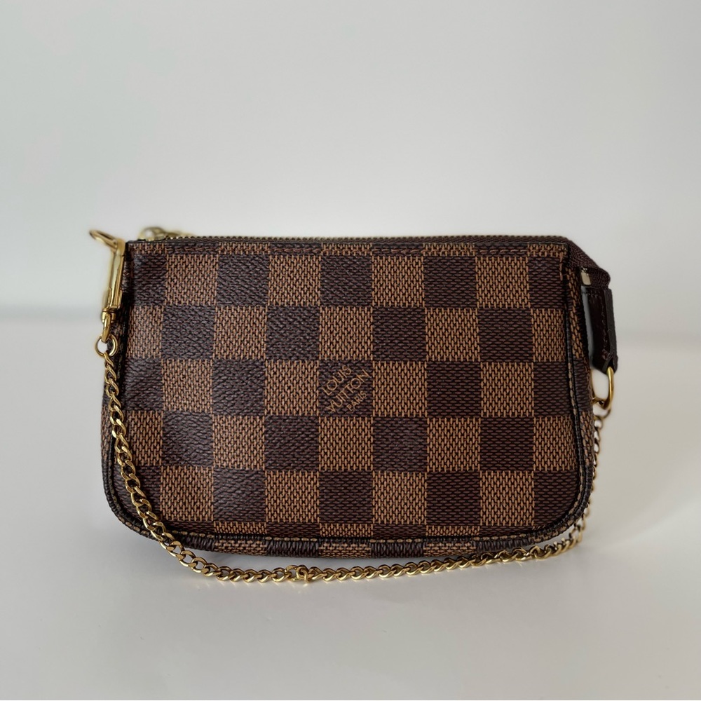 SOLD Louis Vuitton Mini Pochette Damier Ébène - Picture 2 of 14